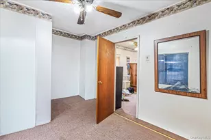 117-22 142nd Pl, Jamaica, NY 11436 - Photo 15