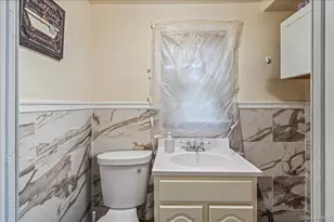 117-22 142nd Pl, Jamaica, NY 11436 - Photo 9