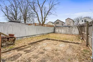 117-22 142nd Pl, Jamaica, NY 11436 - Photo 15