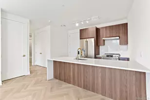 100 E Putnam Ave, Greenwich, CT 06807 - Photo 13