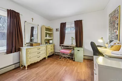 375 Laurel Road, Pearl River, NY 10965 - Photo 19