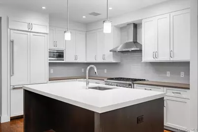 422 E Boston Post Road #303, Mamaroneck, NY 10543 - Photo 1