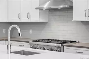 422 E Boston Post Rd, Mamaroneck, NY 10543 - Photo 5