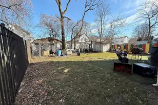 3840 Linden Pl, Hempstead, NY 11550 - Photo 15