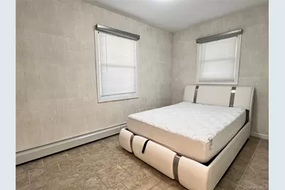 137 Center Lane, Levittown, NY 11756 - Photo 7