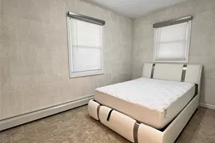 137 Center Ln, Levittown, NY 11756 - Photo 7