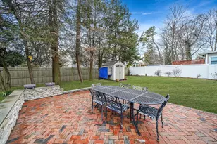 26 Neptune Rd, Rocky Point, NY 11778 - Photo 23