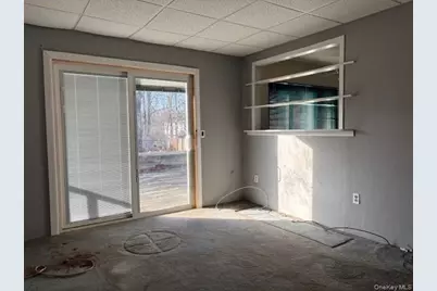 94 Rosemary Lane, Centereach, NY 11720 - Photo 11