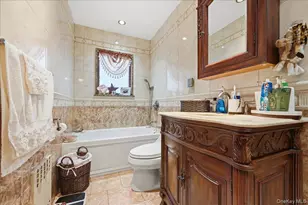 63-45 77th Pl, Middle Village, NY 11379 - Photo 19