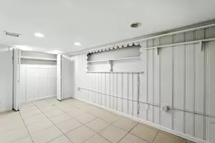 40 Hendrickson Ave, Lynbrook, NY 11563 - Photo 17