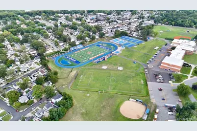 40 Hendrickson Avenue, Lynbrook, NY 11563 - Photo 25