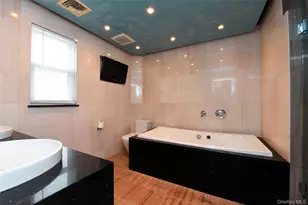 166-36 23rd Ave, Whitestone, NY 11357 - Photo 19