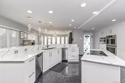 83 Cliff Road, Port Jefferson, NY 11777 - Photo 27