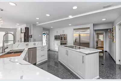 83 Cliff Road, Port Jefferson, NY 11777 - Photo 27