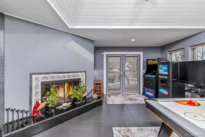 83 Cliff Road, Port Jefferson, NY 11777 - Photo 33