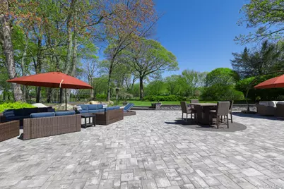 83 Cliff Road, Port Jefferson, NY 11777 - Photo 9