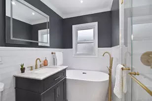 99 Amherst Dr, New Rochelle, NY 10804 - Photo 17