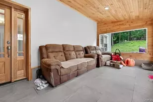 556 Lakes Rd, Monroe, NY 10950 - Photo 5