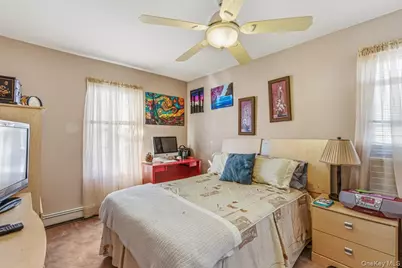 17215 126th Avenue, Jamaica, NY 11434 - Photo 13