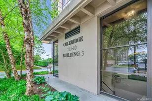 269-10 Grand Central Pkwy, Floral Park, NY 11005 - Photo 3