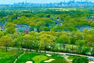 269-10 Grand Central Pkwy, Floral Park, NY 11005 - Photo 35