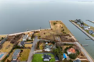 33 S Windsor Ave, Brightwaters, NY 11718 - Photo 37