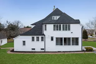 33 S Windsor Ave, Brightwaters, NY 11718 - Photo 31