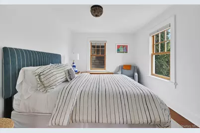 32 Cooper Street, Southampton, NY 11968 - Photo 15