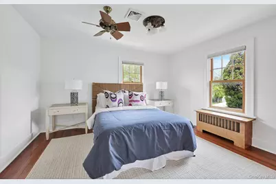 32 Cooper Street, Southampton, NY 11968 - Photo 17