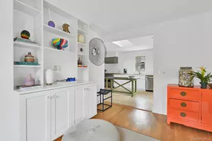 32 Cooper St, Southampton, NY 11968 - Photo 11