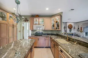 148 Country Club Dr, Commack, NY 11725 - Photo 13