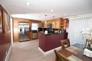 528 14th St, West Babylon, NY 11704 - Photo 17