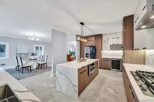 185 9th St, Hicksville, NY 11801 - Photo 3