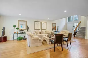 230 Hamlet Dr, Jericho, NY 11753 - Photo 5