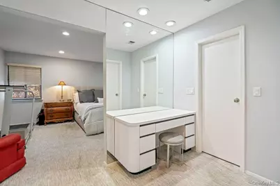 230 Hamlet Drive, Jericho, NY 11753 - Photo 23