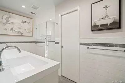 230 Hamlet Drive, Jericho, NY 11753 - Photo 29