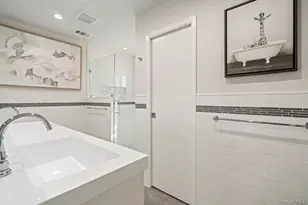 230 Hamlet Dr, Jericho, NY 11753 - Photo 29