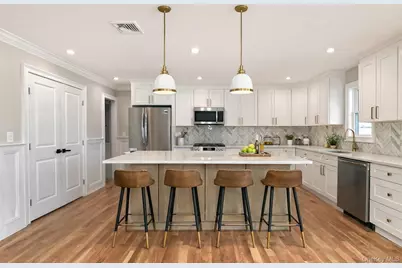 1903 George Court, Merrick, NY 11566 - Photo 9