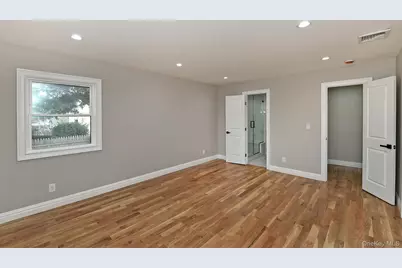 1903 George Court, Merrick, NY 11566 - Photo 23