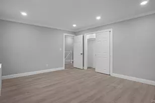 39 Acacia Ave, Hempstead, NY 11550 - Photo 15