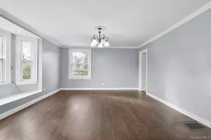 8 The Serpentine, New Rochelle, NY 10801 - Photo 19