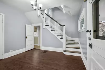 8 The Serpentine, New Rochelle, NY 10801 - Photo 7