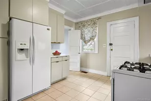 8 The Serpentine, New Rochelle, NY 10801 - Photo 15