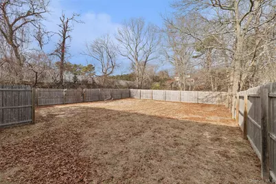 129 E Woodside Avenue, Patchogue, NY 11772 - Photo 29
