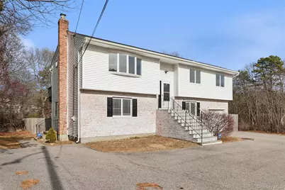 129 E Woodside Avenue, Patchogue, NY 11772 - Photo 35