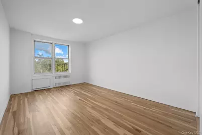 5425 Valles Avenue #1N, Bronx, NY 10471 - Photo 7