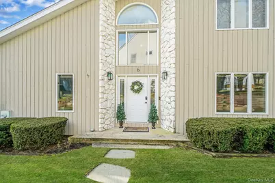 6 Stone Gate Court #6, Smithtown, NY 11787 - Photo 3