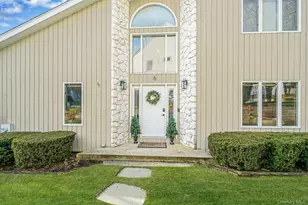 6 Stone Gate Ct, Smithtown, NY 11787 - Photo 3