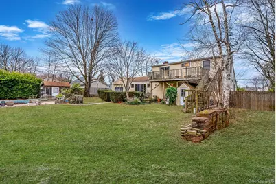 1432 Gardiner Drive, Bay Shore, NY 11706 - Photo 23