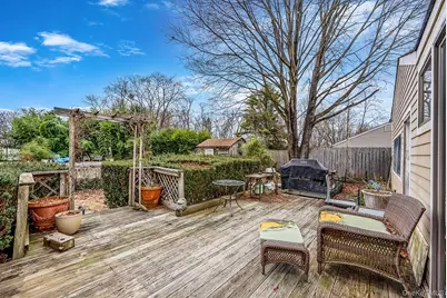 1432 Gardiner Drive, Bay Shore, NY 11706 - Photo 19